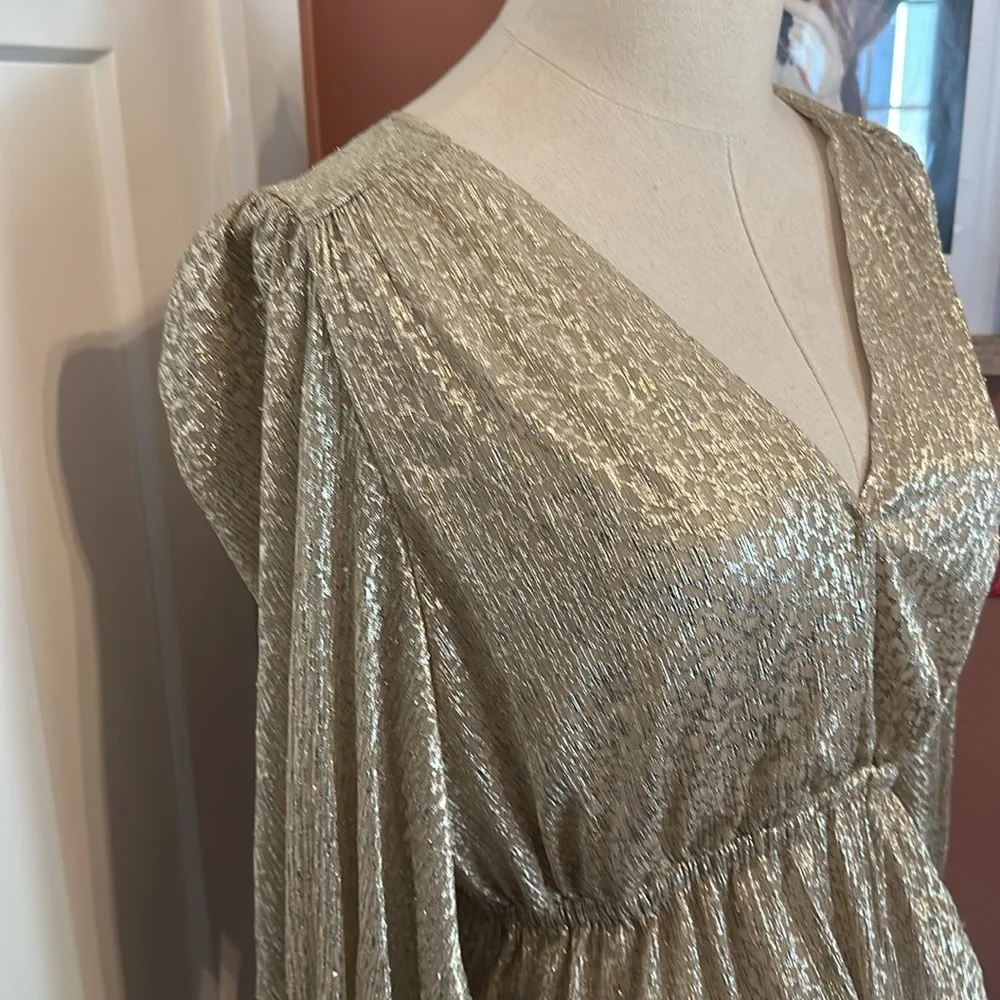 Ba&sh Caitlin gold metallic vneck peplum elastic cuff & waist 2 shirt/blouse
